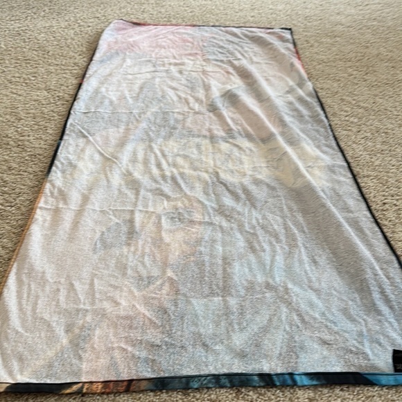 Harry Potter beach towel EUC - Picture 6 of 6